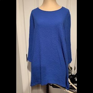 Ali Miles xLarge long top